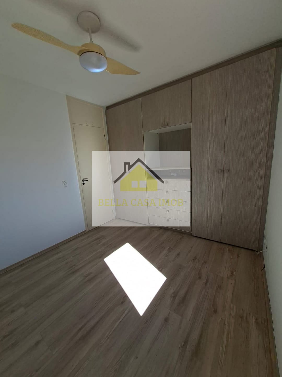 Apartamento para alugar com 2 quartos, 80m² - Foto 12