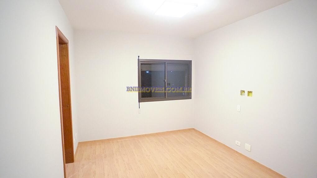 Apartamento, 3 quartos, 250 m² - Foto 10