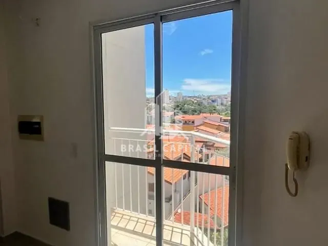 Apartamento 2 quartos e 1 banheiro, à venda, no bairro Jardim Pagliato em Sorocaba