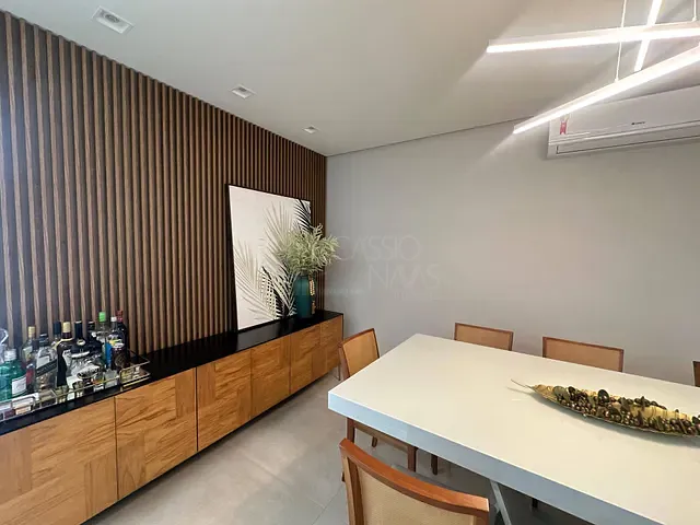 Apartamento com 336m² 3 quartos e 3 banheiros, à venda, no bairro Centro em Apucarana