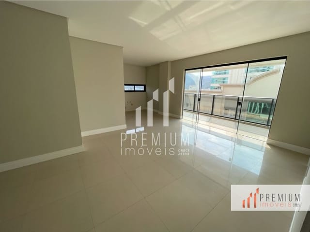 Apartamento com 122m² 3 quartos e 4 banheiros, à venda, no bairro Itapema em ITAPEMA