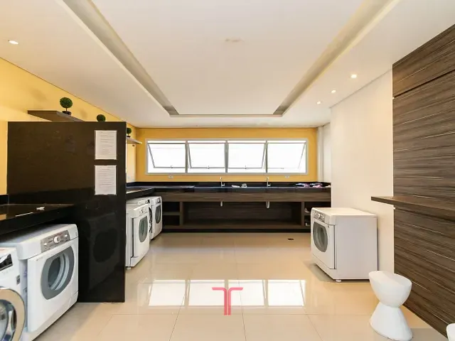 Apartamento com 36m² 1 quarto e 1 banheiro, para alugar, no bairro Rebouças em Curitiba