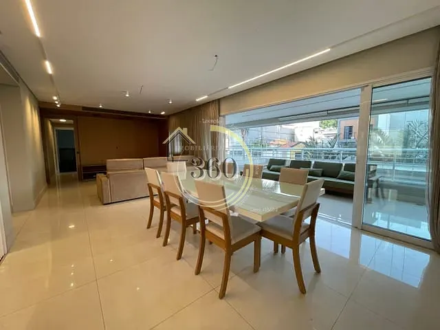 Apartamento com 240m² 3 quartos e 5 banheiros, para alugar, no bairro Vila Gomes Cardim em São Paulo