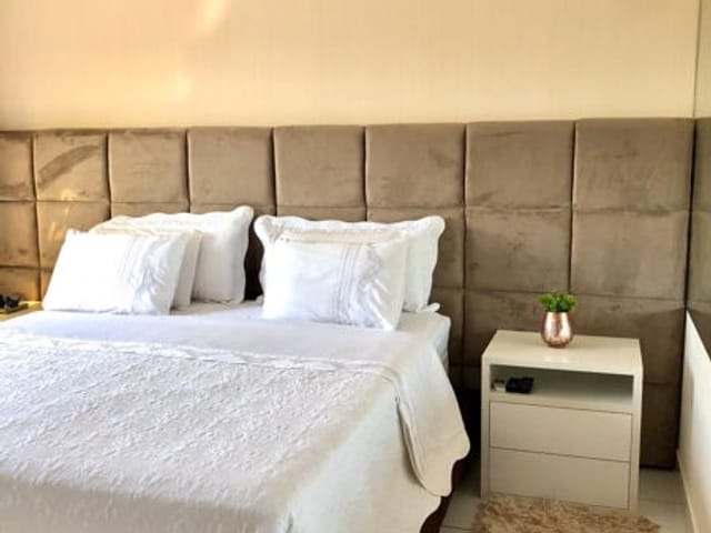 Apartamento com 99m² 3 quartos e 2 banheiros, para alugar, no bairro Jardim Santa Marta em Rua Nossa Senhora da Guia