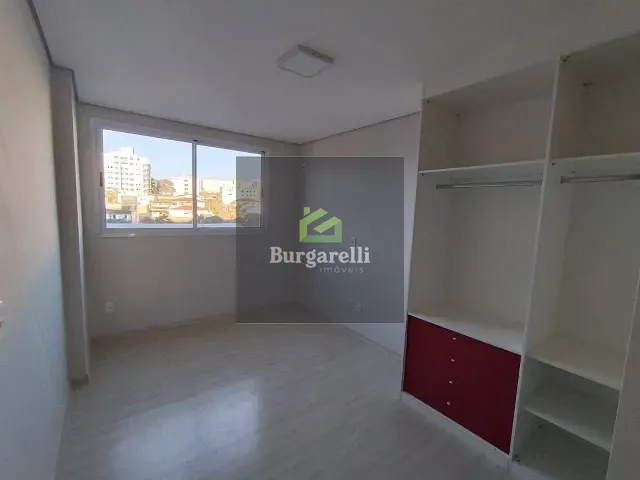 Apartamento 2 quartos e 2 banheiros, para alugar, no bairro Centro em Lavras