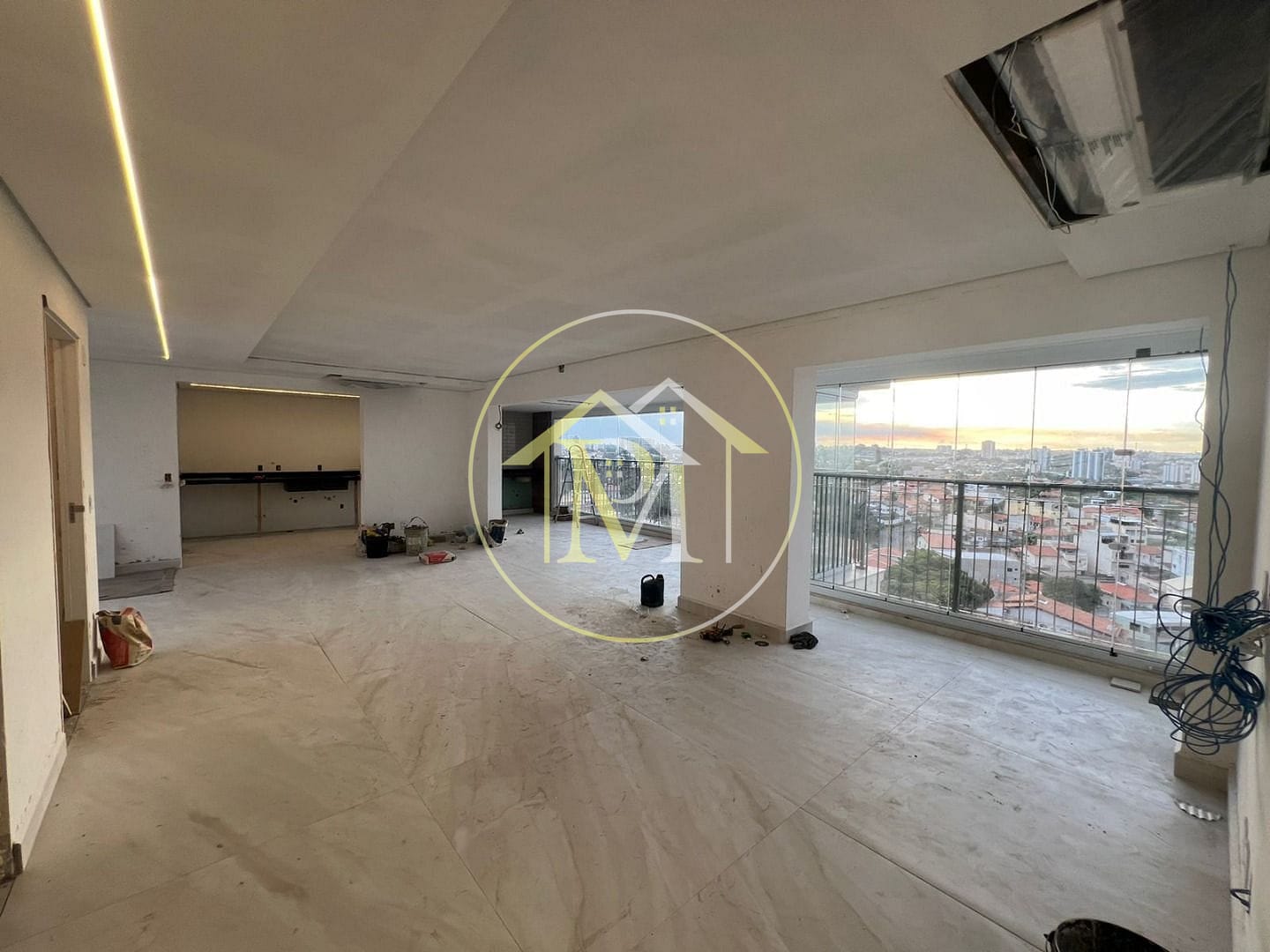 Apartamento, 3 quartos, 166 m² - Foto 1