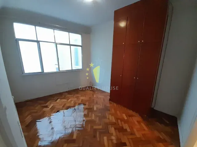 Apartamento com 51m² 1 quarto e 2 banheiros, para alugar, no bairro Copacabana em Rio de Janeiro