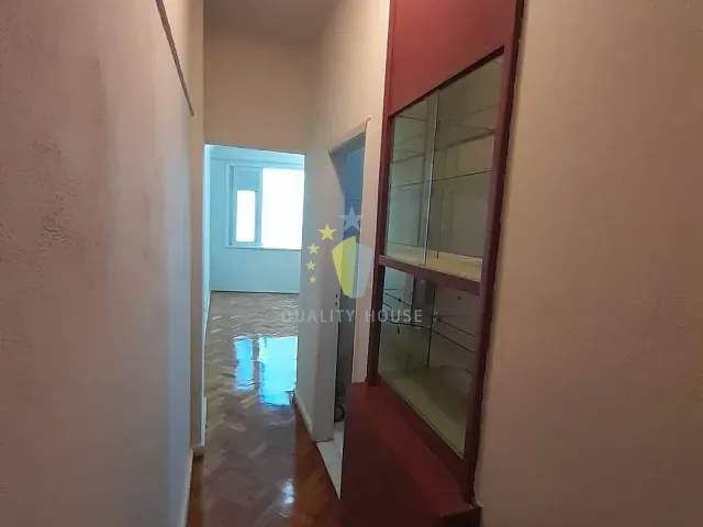 Apartamento com 51m² 1 quarto e 2 banheiros, para alugar, no bairro Copacabana em Rio de Janeiro