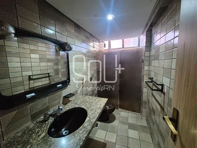 Apartamento 4 quartos e 4 banheiros, à venda, no bairro Petrópolis em Natal