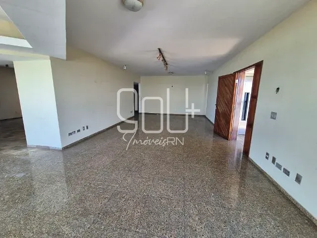 Apartamento 4 quartos e 4 banheiros, à venda, no bairro Petrópolis em Natal