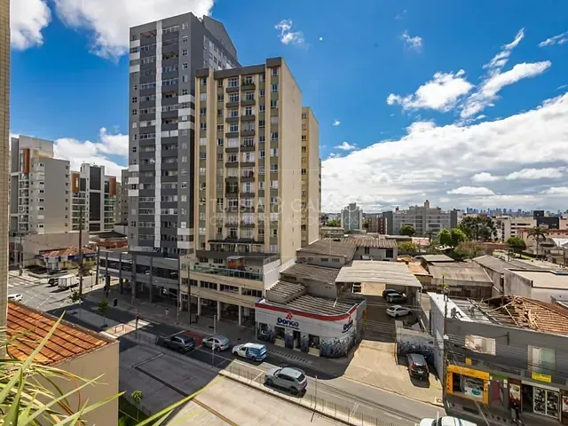 Apartamento com 107m² 3 quartos e 3 banheiros, à venda, no bairro Água Verde em Curitiba