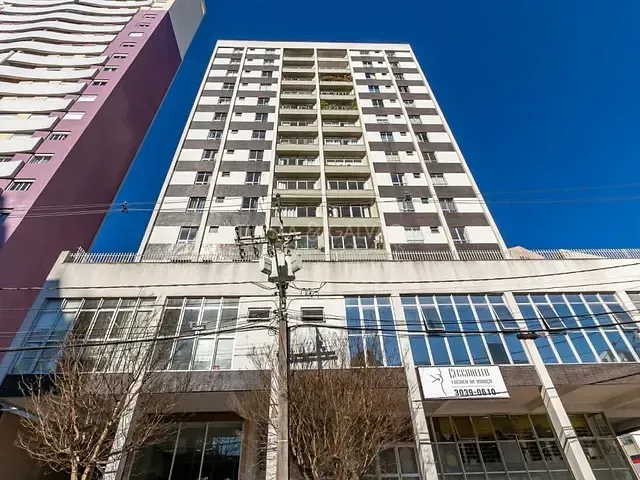 Apartamento com 107m² 3 quartos e 3 banheiros, à venda, no bairro Água Verde em Curitiba