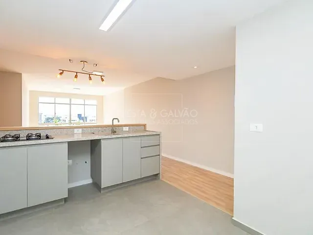Apartamento com 107m² 3 quartos e 3 banheiros, à venda, no bairro Água Verde em Curitiba