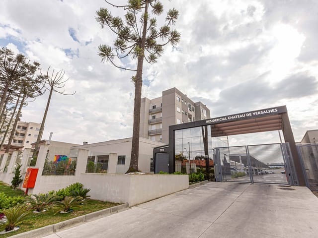 Apartamento 2 quartos e 2 banheiros, à venda, no bairro Bacacheri em Curitiba