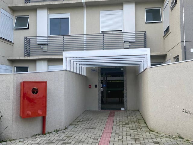 Apartamento 2 quartos e 2 banheiros, à venda, no bairro Bacacheri em Curitiba