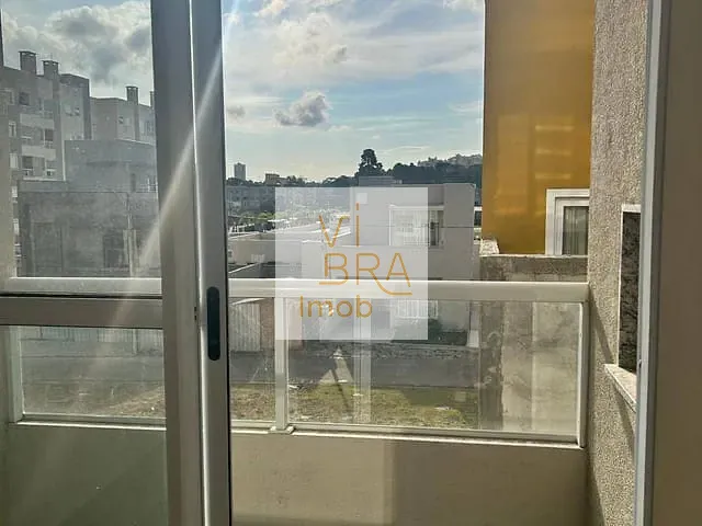 Apartamento 2 quartos e 2 banheiros, à venda, no bairro Bacacheri em Curitiba