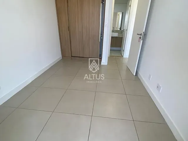 Apartamento 2 quartos e 1 banheiro, para alugar, no bairro Stella Maris em Salvador