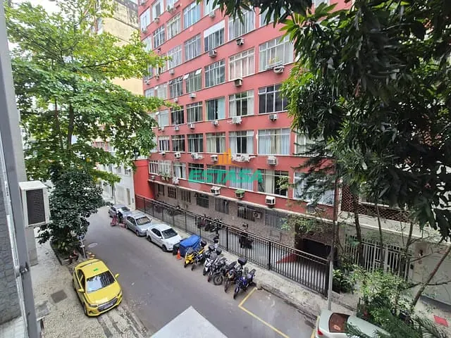Apartamento 2 quartos e 2 banheiros, à venda, no bairro Copacabana em Rio de Janeiro