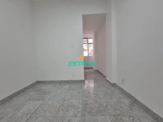 Apartamento 2 quartos e 2 banheiros, à venda, no bairro Copacabana em Rio de Janeiro