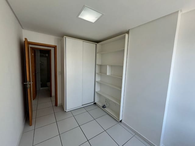 Apartamento 2 quartos e 2 banheiros, à venda, no bairro Boa Viagem em Recife