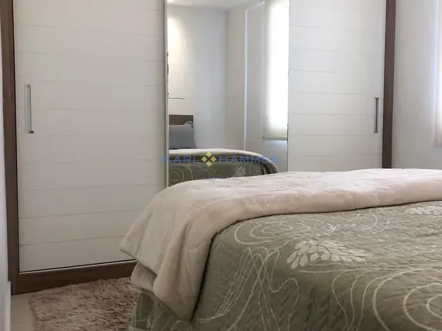 Apartamento com 71m² 2 quartos e 3 banheiros, à venda, no bairro Corrêas em Petrópolis