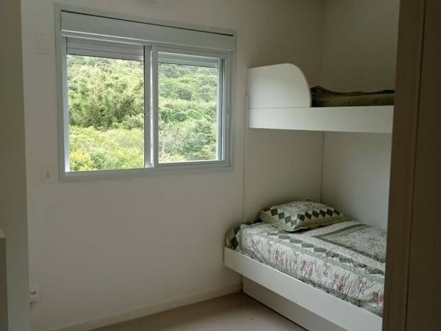 Apartamento com 90m² 3 quartos e 2 banheiros, para alugar, no bairro Ingleses do Rio Vermelho em Florianópolis