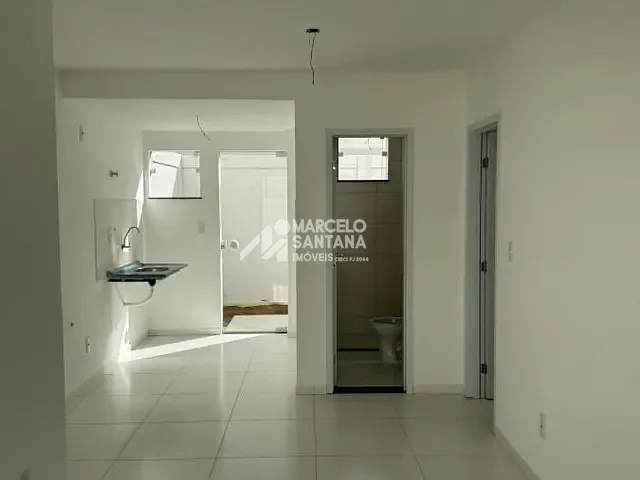 Apartamento 2 quartos e 2 banheiros, à venda, no bairro Candeias em Vitória da Conquista