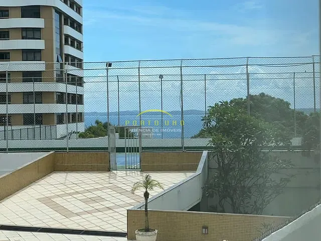 Apartamento com 212m² 4 quartos e 3 banheiros, à venda, no bairro Vitória em Salvador
