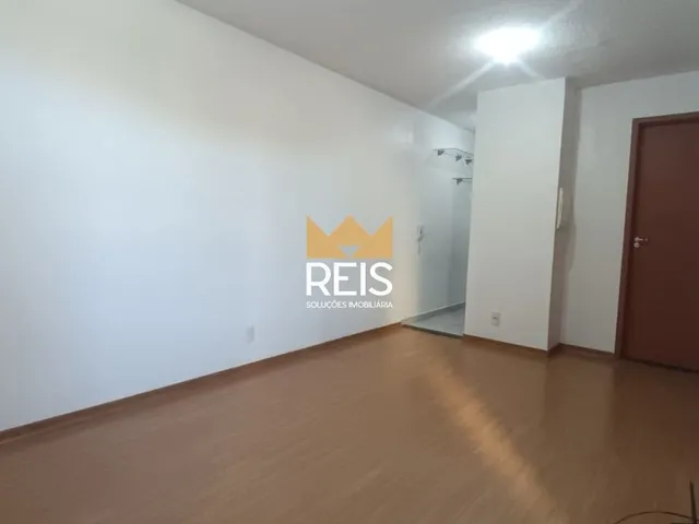 Apartamento 2 quartos e 1 banheiro, para alugar, no bairro Campo Grande em Rio de Janeiro