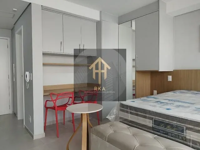 Apartamento 1 quarto e 1 banheiro, à venda ou para alugar, no bairro Pinheiros em São Paulo