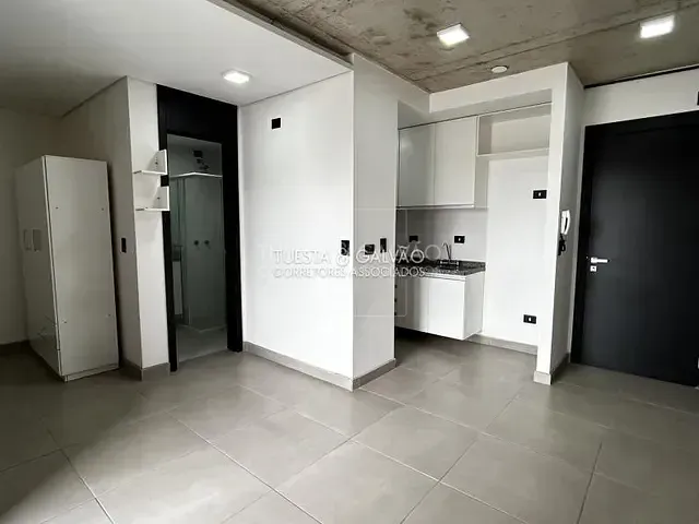 Apartamento com 47m² 1 quarto e 1 banheiro, para alugar, no bairro Rebouças em Curitiba