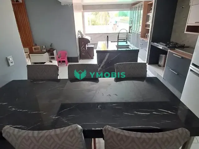 Apartamento 2 quartos e 2 banheiros, à venda, no bairro Setor Habitacional Arniqueira (Águas Claras) em Brasília