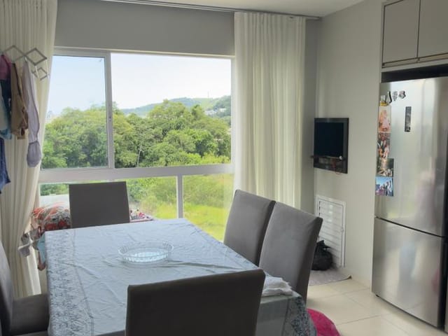 Apartamento 2 quartos e 1 banheiro, à venda, no bairro Espinheiros em Itajaí