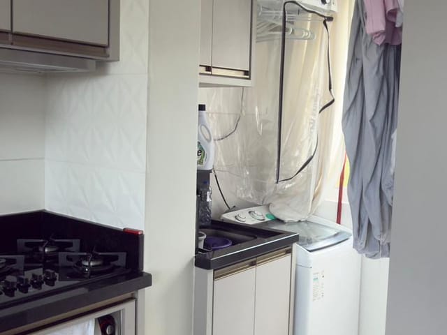 Apartamento 2 quartos e 1 banheiro, à venda, no bairro Espinheiros em Itajaí
