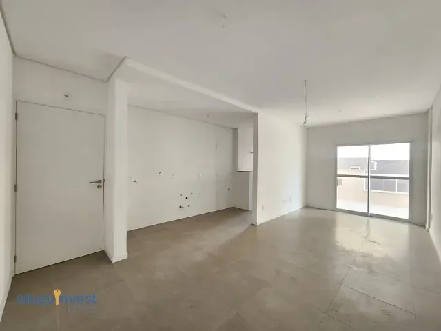 Apartamento 3 quartos e 1 banheiro, para alugar, no bairro Ingleses em Florianópolis
