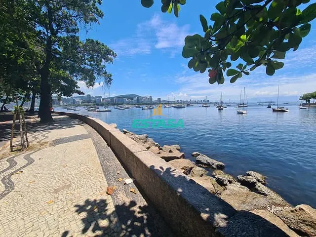Apartamento 1 quarto e 1 banheiro, à venda, no bairro Urca em Rio de Janeiro