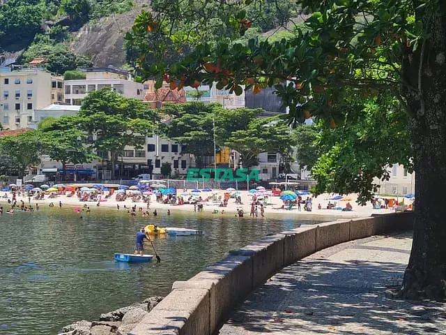 Apartamento 1 quarto e 1 banheiro, à venda, no bairro Urca em Rio de Janeiro