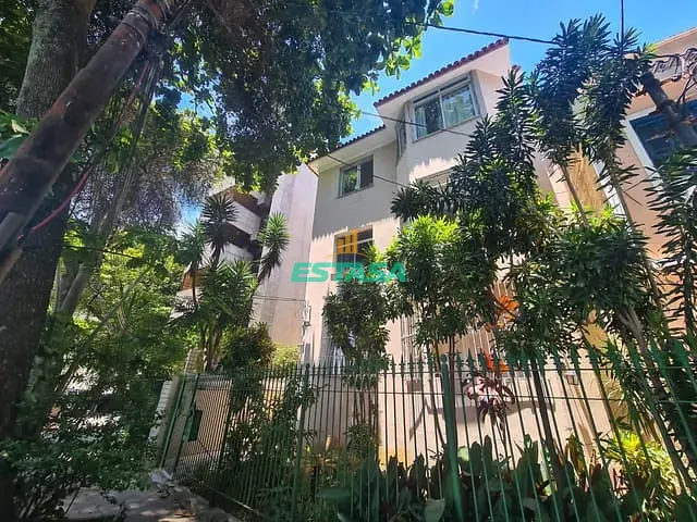 Apartamento 1 quarto e 1 banheiro, à venda, no bairro Urca em Rio de Janeiro