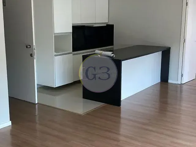 Apartamento 1 quarto e 1 banheiro, para alugar, no bairro Centro em Pelotas
