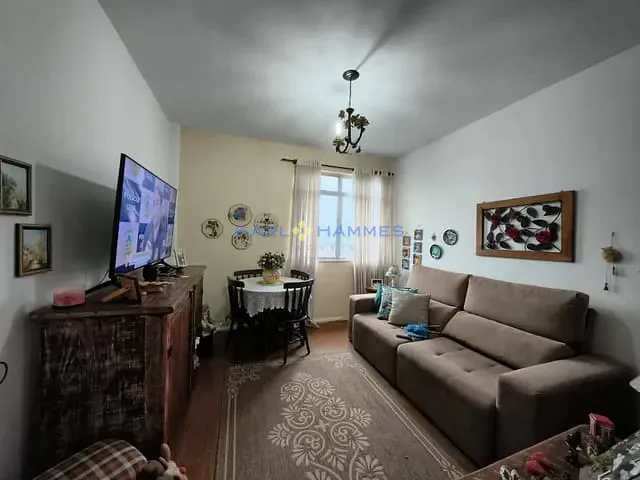 Apartamento 2 quartos e 1 banheiro, à venda, no bairro Quitandinha em Petrópolis
