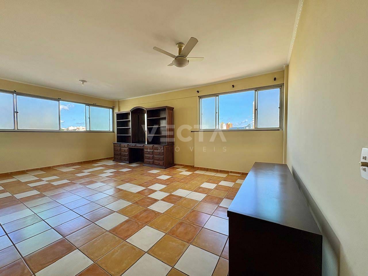 Apartamento, 3 quartos, 168 m² - Foto 1