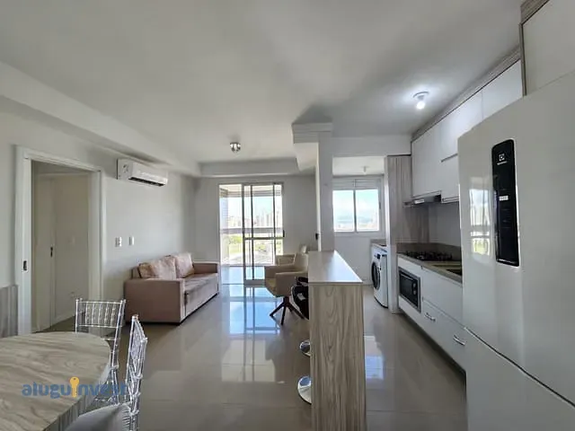 Apartamento 3 quartos e 1 banheiro, à venda, no bairro Roçado em São José