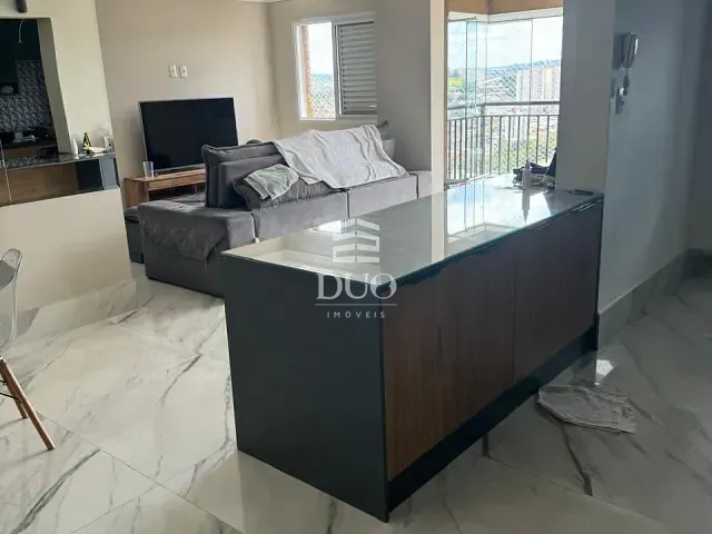 Apartamento 2 quartos e 2 banheiros, à venda, no bairro Jardim Tupanci em Barueri