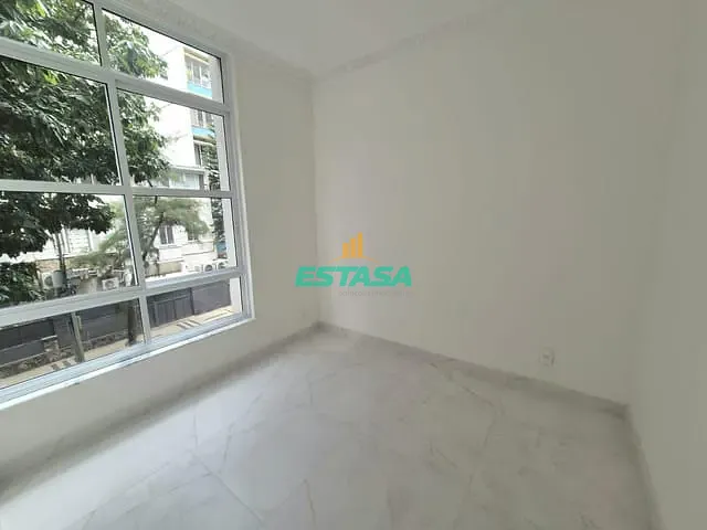 Apartamento 3 quartos e 2 banheiros, à venda, no bairro Copacabana em Rio de Janeiro