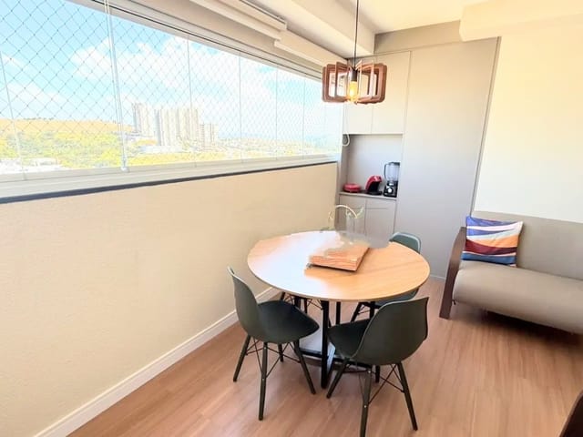 Apartamento 2 quartos e 2 banheiros, à venda ou para alugar, no bairro Condomínio Residencial Colinas do Paratehy em São José dos Campos