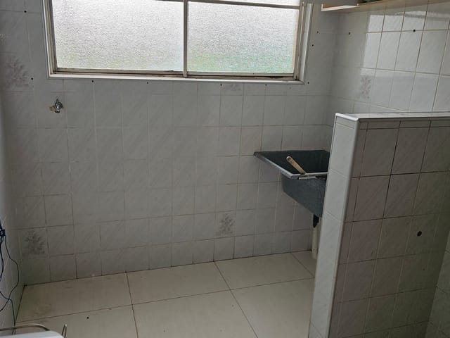Apartamento com 58m² 2 quartos e 1 banheiro, para alugar, no bairro Conjunto Habitacional Parque Itajaí em Campinas