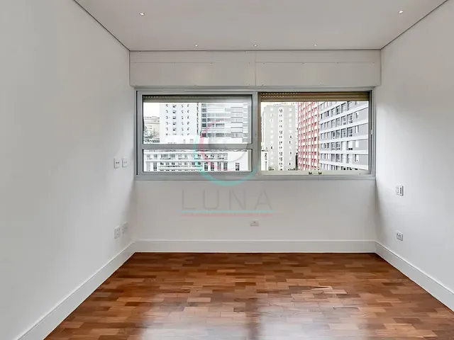 Apartamento 3 quartos e 4 banheiros, à venda, no bairro Cerqueira César em São Paulo