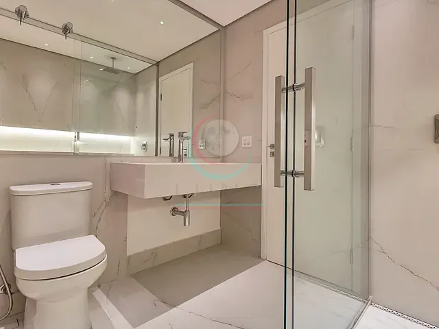 Apartamento 3 quartos e 4 banheiros, à venda, no bairro Cerqueira César em São Paulo