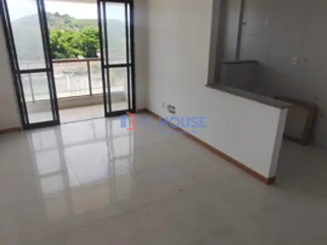 Apartamento 2 quartos e 2 banheiros, à venda, no bairro Jardim Savóia em Ilhéus