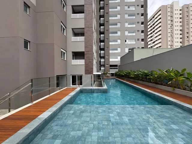 Apartamento com 141m² 2 quartos e 2 banheiros, à venda, no bairro Jardim Higienópolis em Londrina